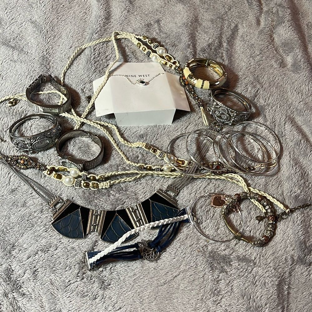 Watch and jewelry random bundle
